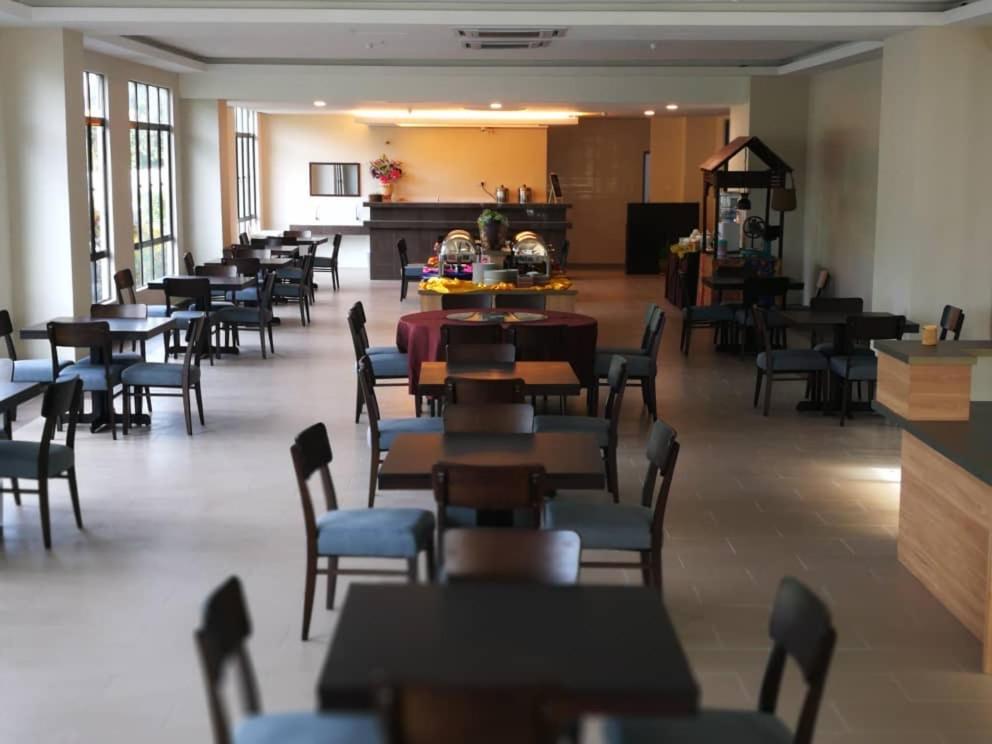 Ksb Village Resort Kampong Tambak Exterior photo